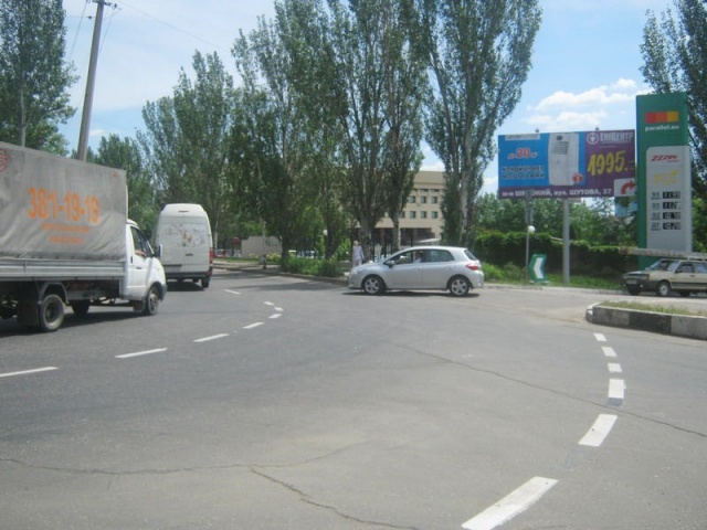 Щит 6x3,  Ул. Щорса - пр. Маяковского (Параллель)